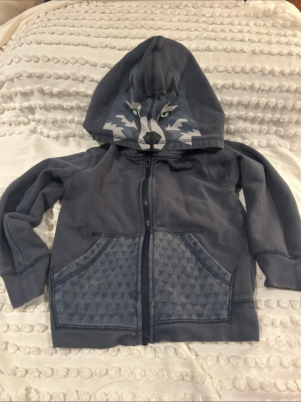 Tea Collection Wolf Hooded Zip-Up Sweatshirt - Charcoal